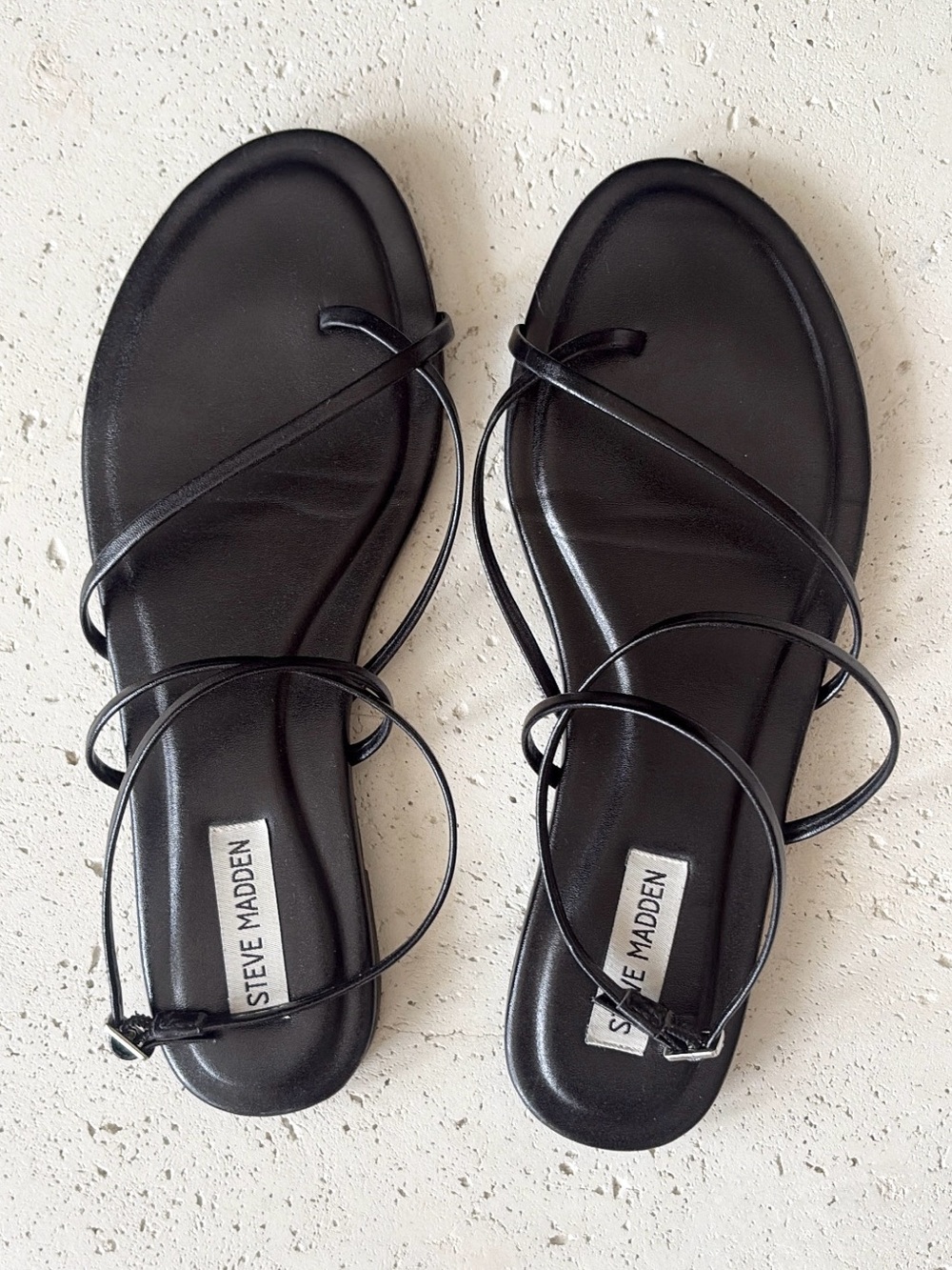 Aruba black sandal size 10 Steve Madden